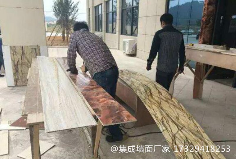 装修集成墙板:为何成为现代家居的宠儿?